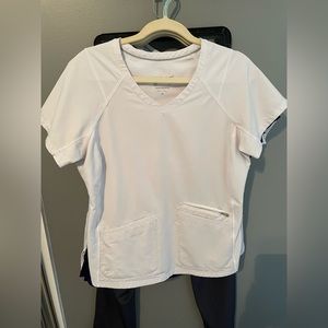 HH360 healing hands womens scrub top M